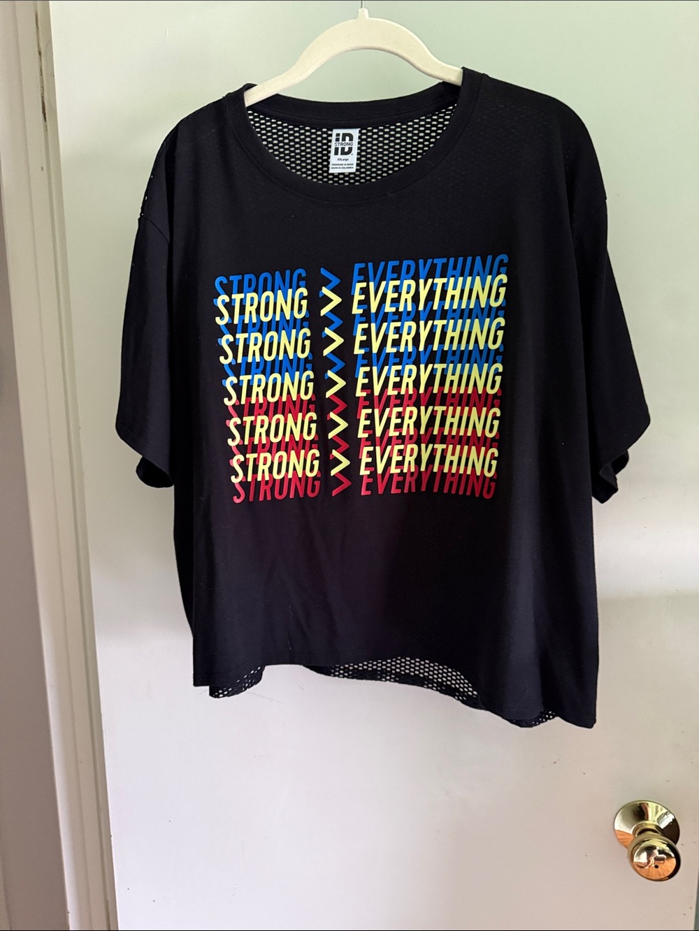 ID STRONG Black Graphic 'Strong > Everything' Tee